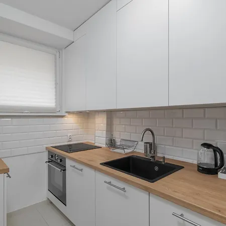 Corazziego 4 By Nyx Apart Hotel