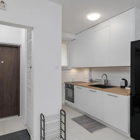 Corazziego 4 By Nyx Apart Hotel Warszawa