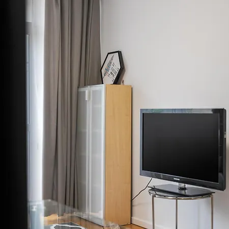 Corazziego 4 By Nyx Apart Hotel *