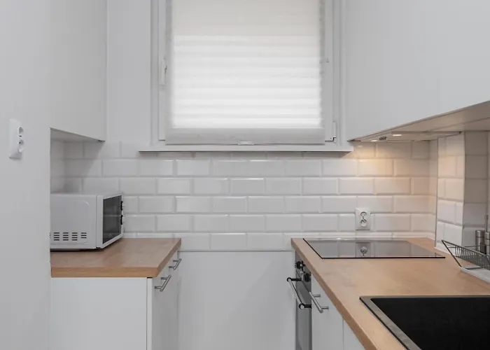 Corazziego 4 By Nyx Apart Hotel *