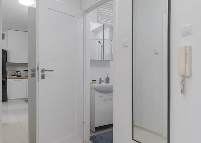 Corazziego 4 By Nyx Apart Hotel